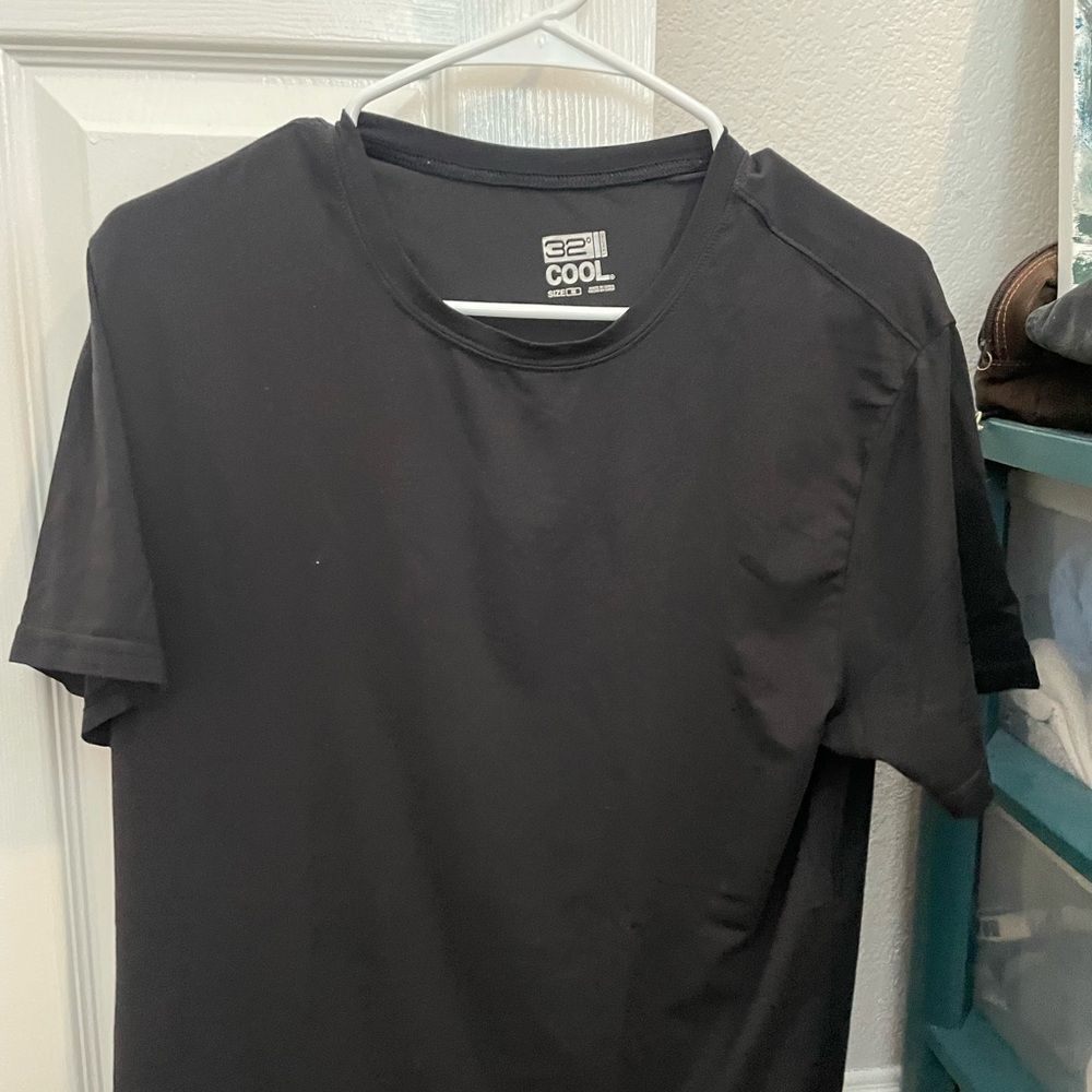 32 Degrees Black Short Sleeve Tee